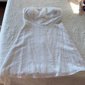 Socialite White Strapless Dress Size Medium